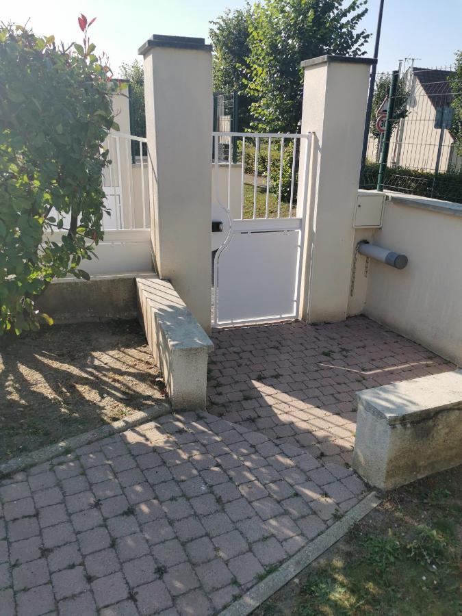 לינה וארוחת בוקר Bienvenue Chez Moi A Concevreux מראה חיצוני תמונה